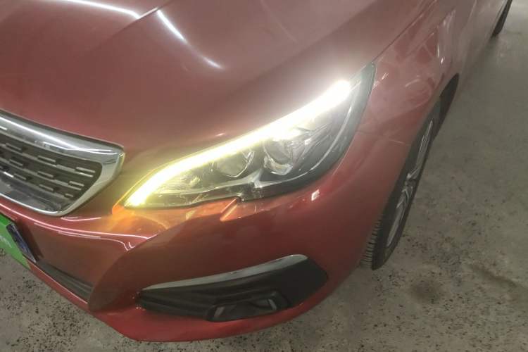 Used Peugeot 308 2016 1.6L Automatic Luxury Edition
