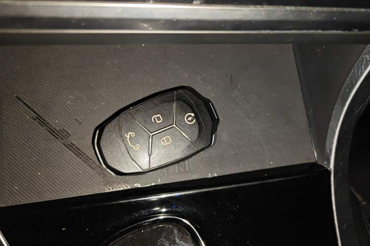 Used Lynk & Co 01 2017 2.0T Two-Wheel Drive Zhaopu Version
