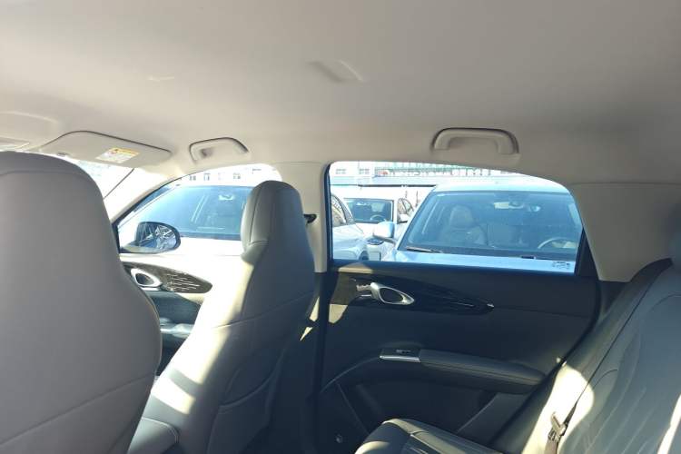 Used  Geome 2025 310km Youth Edition
