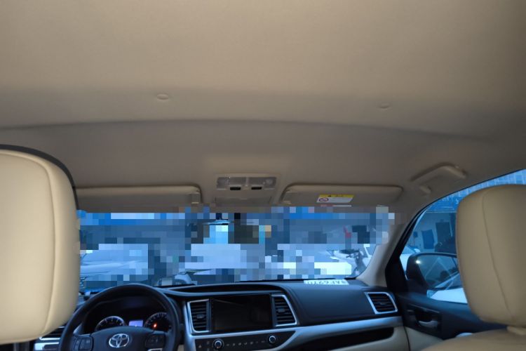 Used Toyota Highlander 2018 2.0T Two-Wheel Drive Elite Version 5 Seats China VI Standard