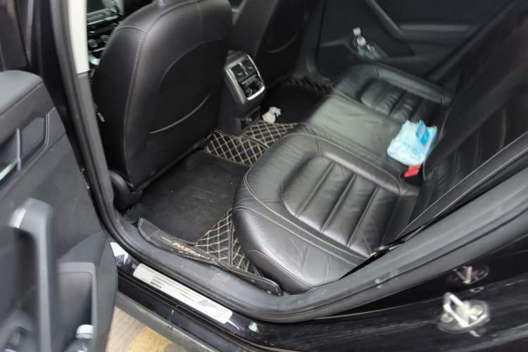 Used Volkswagen Passat 2017 330TSI DSG Luxury Edition
