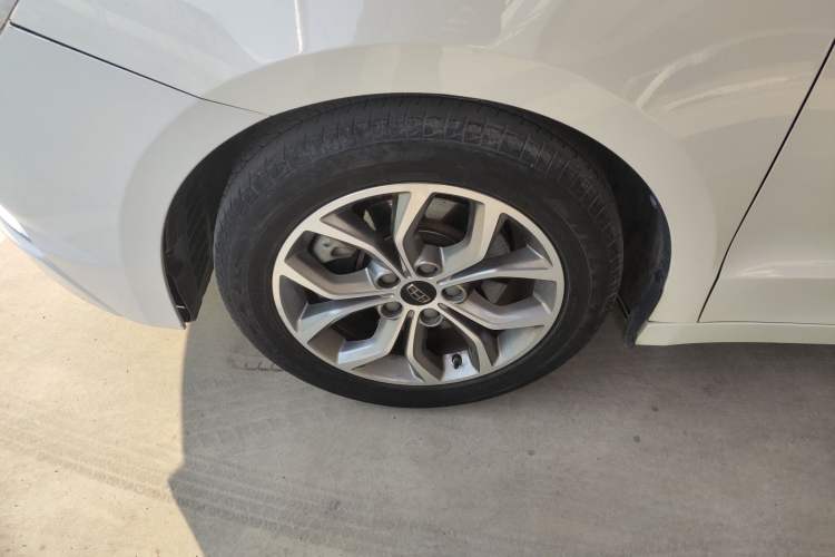 Used Geely Auto Emgrand GT 2016 2.4L Comfort Version
