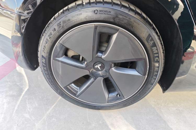 Used Tesla Model 3 2022 Rear-Wheel-Drive Version
