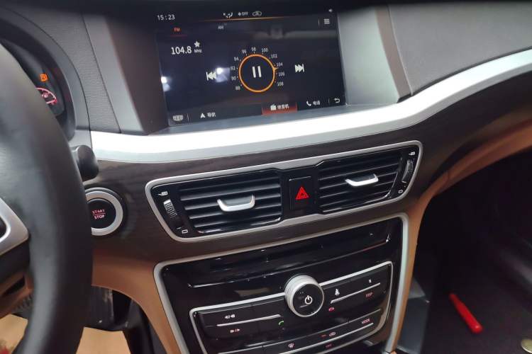 Used Geely Auto Emgrand GT 2018 1.8T Zunshang Zhiling Edition
