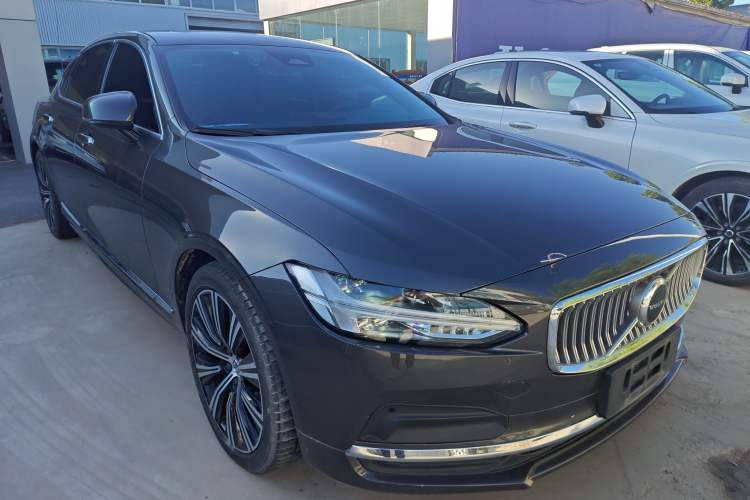 Used Volvo S90 2023 B5 Zhiyuan Luxury Edition
