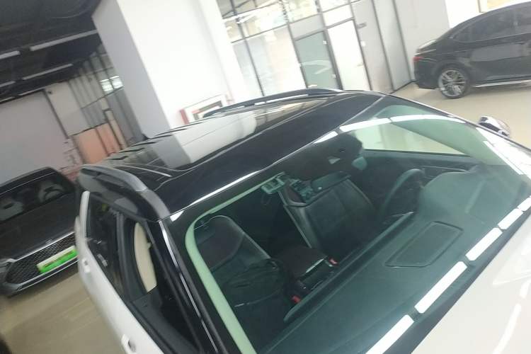 Used Ford Explorer 2023 EcoBoost 285 Four-Wheel Drive Titanium Edition 6 Seats