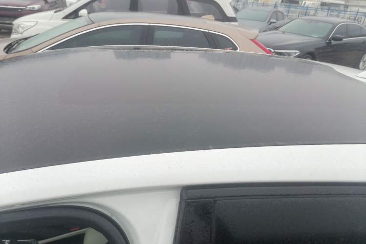 Used Volvo V40 2015 1.6T Zhiyi Edition
