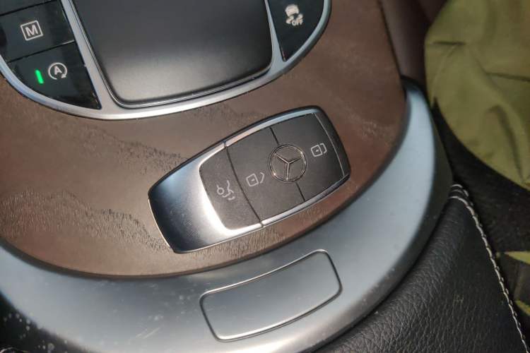 Used Mercedes-Benz GLC 2022 GLC 260 L 4MATIC Luxury Model
