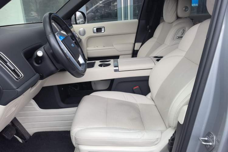 Used Li Auto L9 2022 Max model
