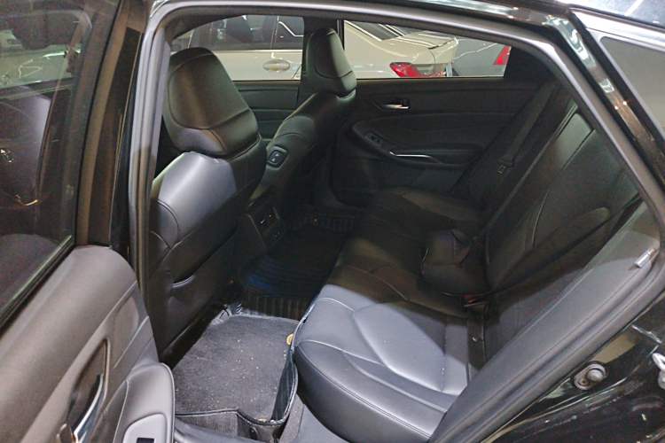 Used Toyota Avalon 2021 2.5L Luxury Edition
