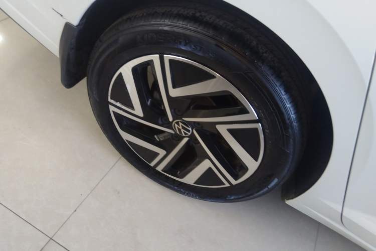 Used Volkswagen Sagitar 2023 300TSI DSG Flyover Edition
