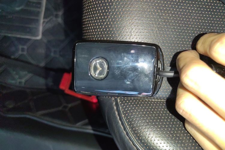 Used Mazda Mazda 3 Axela 2020 2.0L Automatic Luxury Version
