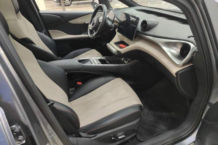 Used BYD Dolphin 2023 420 km Fashion Edition