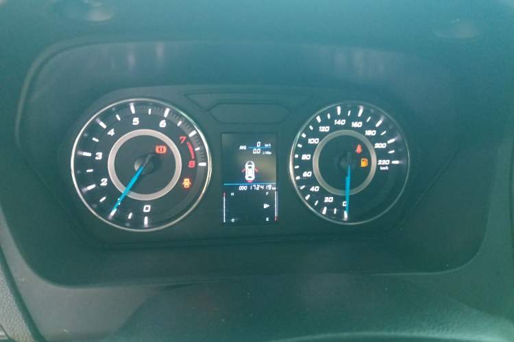 Used Soueast A5 Wing Dance 2019 1.5L Manual Luxury Version China V Standard