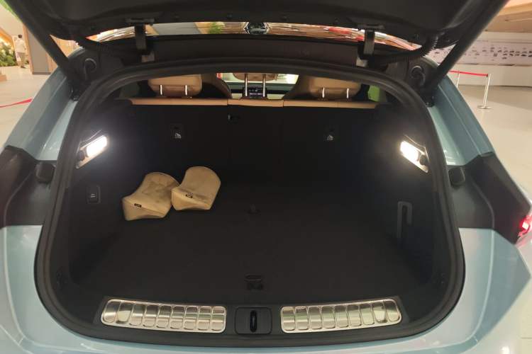 Used Nio ET5T 2023 75 kWh Touring
