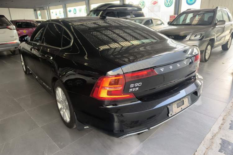 Used Volvo S90 2020 T5 Zhiyi Luxury Edition
