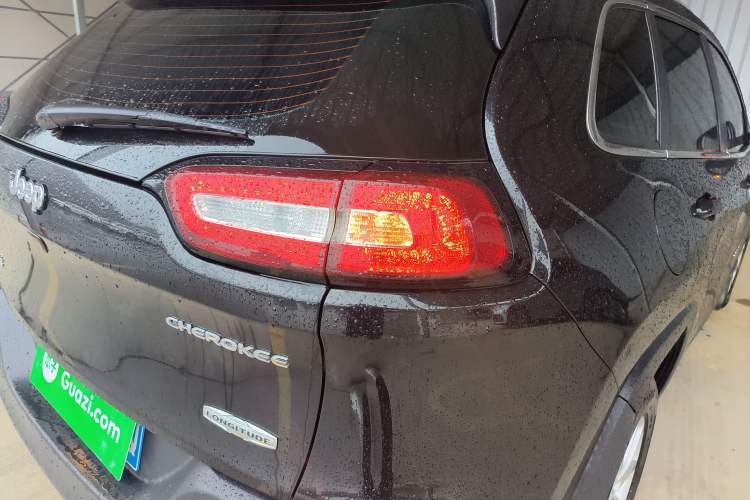 Used  Cherokee 2016 2.4L Professional Smart Version