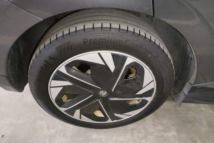 Used MG 4 EV 2022 425 km Luxury Edition
