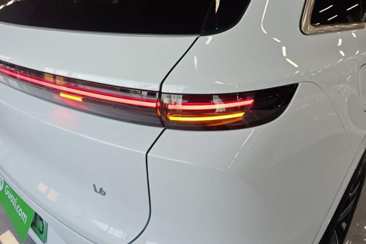 Used Li Auto L6 2025 Pro Smart Refresh Edition
