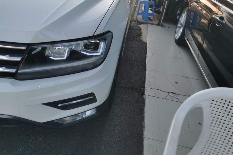 Used Volkswagen Tiguan L 2019 Updated Version 330TSI Automatic Two-Wheel Drive Panoramic Comfort Edition China VI Standard
