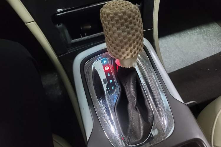 Used Buick Regal 2015 2.0L Leading Fashion Edition
