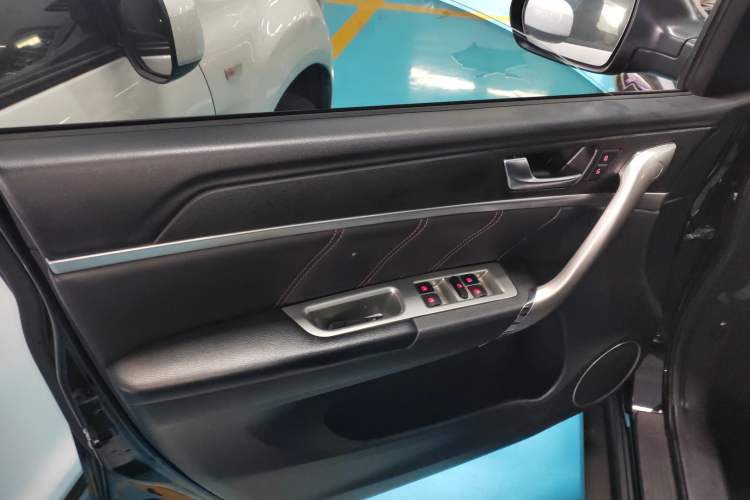 Used Haval M6 2019 1.5T DCT Two-Wheel Drive Value Edition China VI Standard