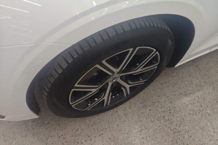 Used Volvo S60 2025 B4 Zhiyi Luxury Edition
