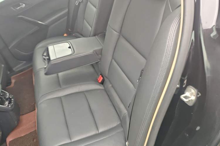 Used Peugeot 508 2013 2.0L 2nd Anniversary Edition Automatic Smart Enjoyment Version
