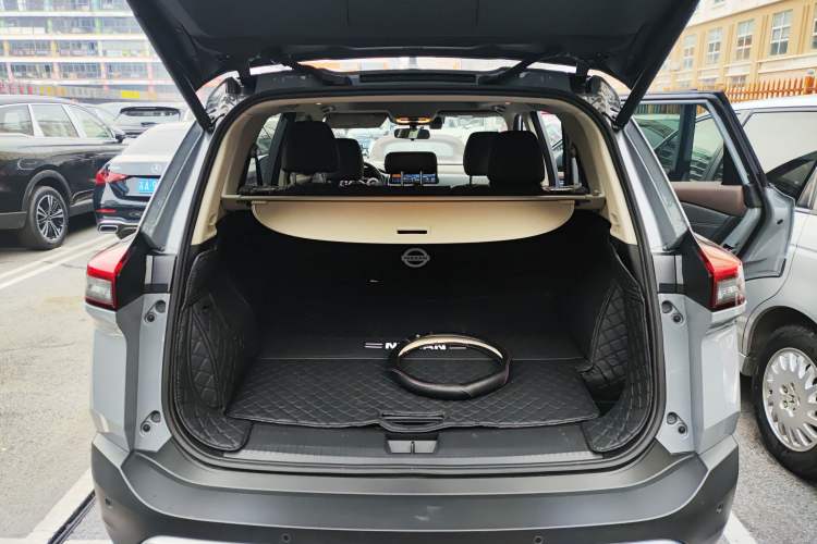 Used Nissan X-Trail 2023 e-POWER Ultra-Hybrid Dual-Motor All-Wheel-Drive Supreme Edition
