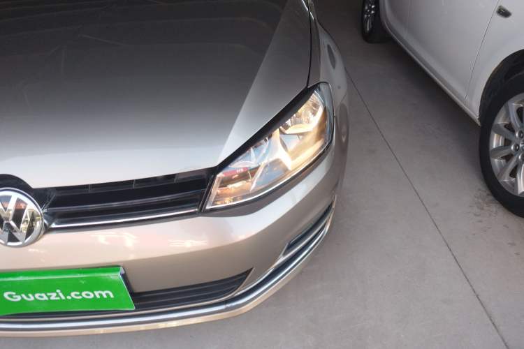 Used Volkswagen Golf 2015 1.2TSI Automatic Comfort Model
