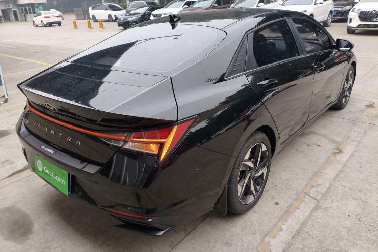 Used Hyundai Elantra 2021 1.5L CVT GLX Elite Edition
