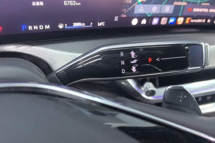 Used Cadillac XT5 2025 2.0T Platinum Edition
