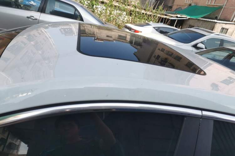 Used MG 5 2021 180 DVVT CVT Youth Luxury Edition
