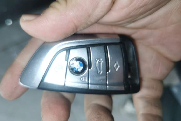 Used BMW 5 Series 2022 Second Facelift 525Li Luxury Package
