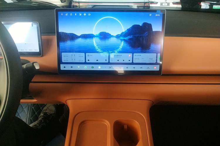 Used Leapmotor C16 2024 Range-Extended 200 Luxury Edition