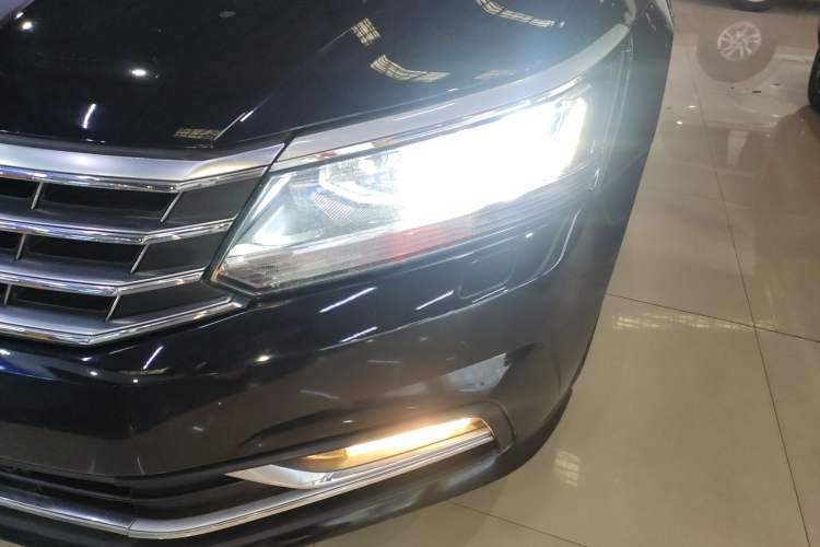 Used Volkswagen Passat 2016 330TSI DSG Prestige Edition
