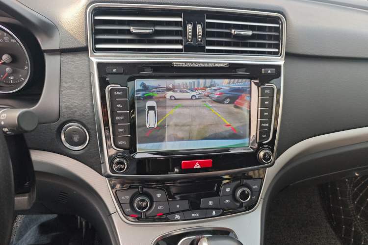 Used Haval H6 2015 Sport Edition 1.5T Automatic Two-Wheel Drive Luxury Model