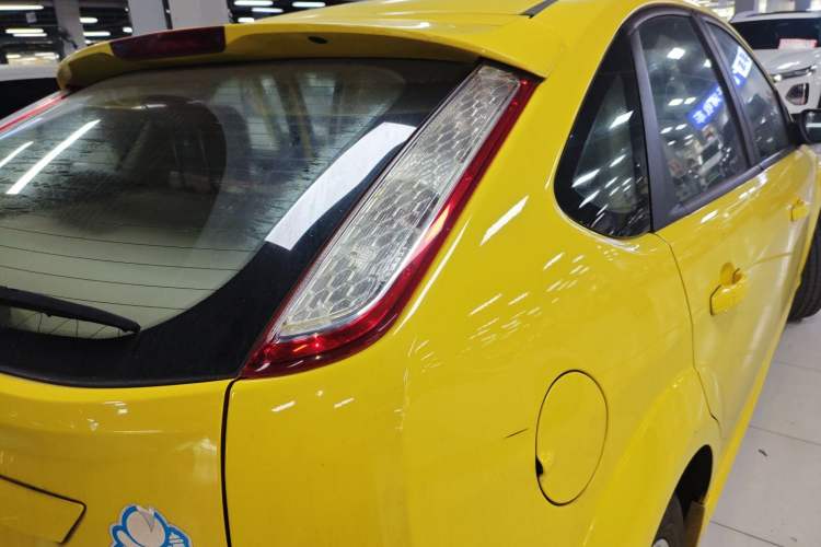 Used Ford Focus 2013 Hatchback Classic 1.8L Automatic Fashion Edition