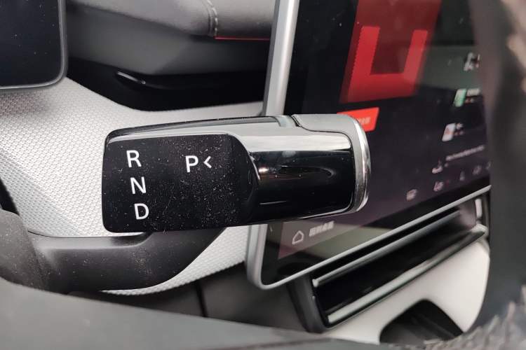 Used Polestar 4 2023 Single Motor Standard Range PLUS
