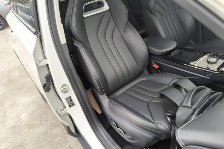 Used NETA U 2021 Revised Pro 400 Industry Custom Edition
