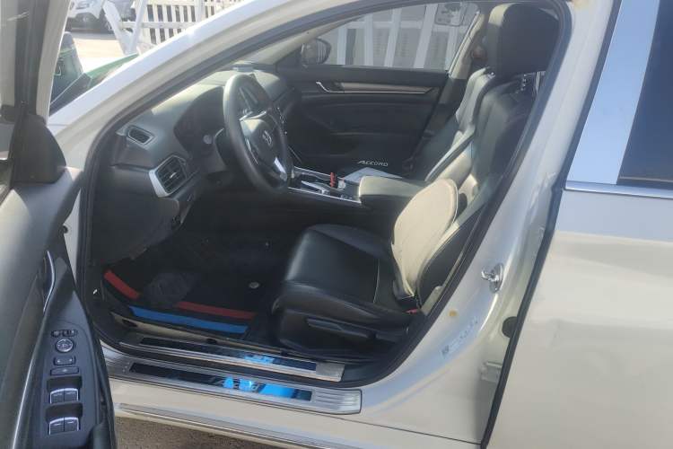 Used Honda Accord 2018 230TURBO Comfort Version National V