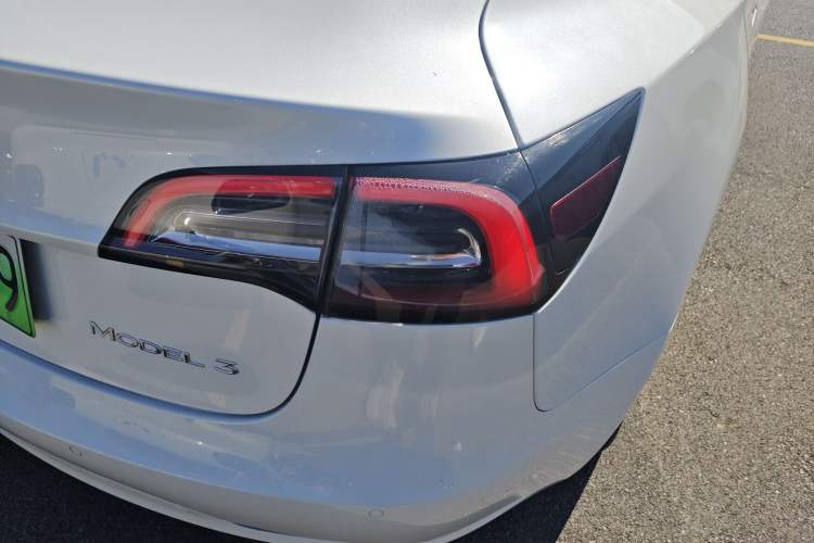 Used Tesla Model 3 2019 Standard Range Rear-Drive Upgraded Version
