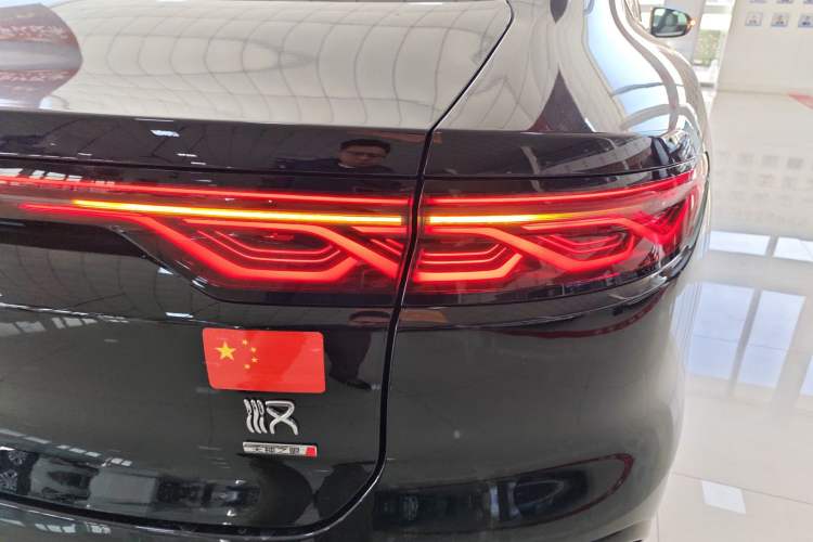 Used BYD Han 2025 DM-i Intelligent Driving Edition 125KM LiDAR Flagship Model
