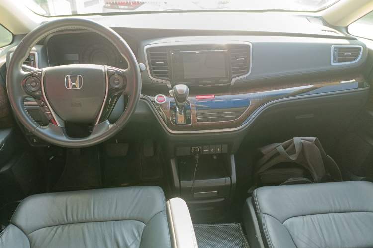 Used Honda Odyssey 2015 2.4L Smart Edition