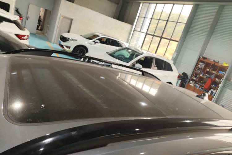 Used Roewe RX5 2020 PLUS 300TGI Automatic Ali National Trend Flagship Edition