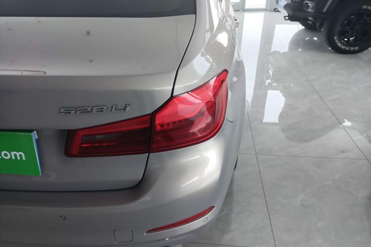 Used BMW 5 Series 2018 528Li Launch Special Edition
