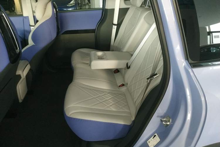 Used ARCFOX Kaola 2024 Family Edition AIR
