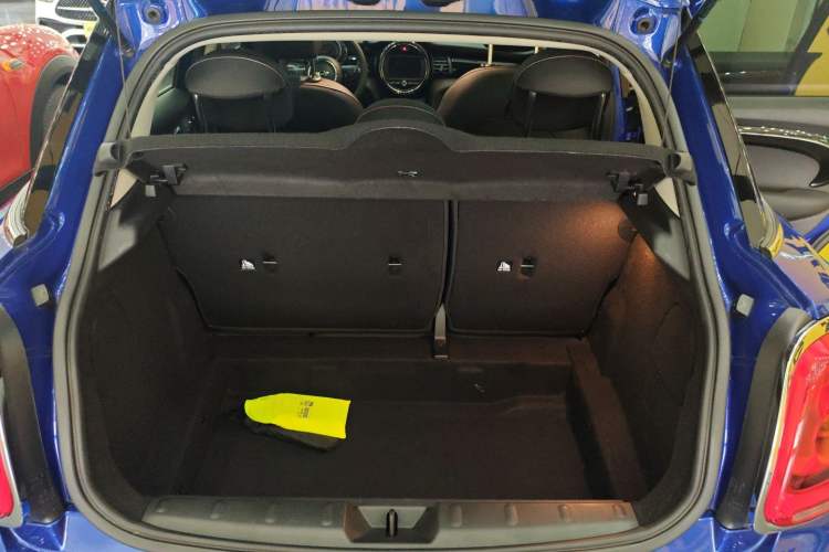 Used  MINI 2019 1.5T ONE PLUS Five-Door Edition