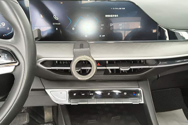 Used Changan Eado 2022 PLUS Blue Whale NE 1.4T GDI DCT Flagship Edition
