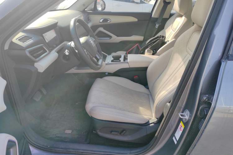 Used BYD Yuan UP 2025 Intelligent Driving Version 401 km Beyond-Range Edition